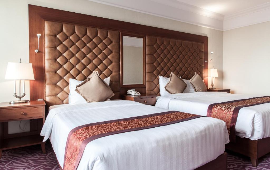 Двухместный (Улучшенный двухместный номер с 2 отдельными кроватями) отеля Army Hotel, Ханой