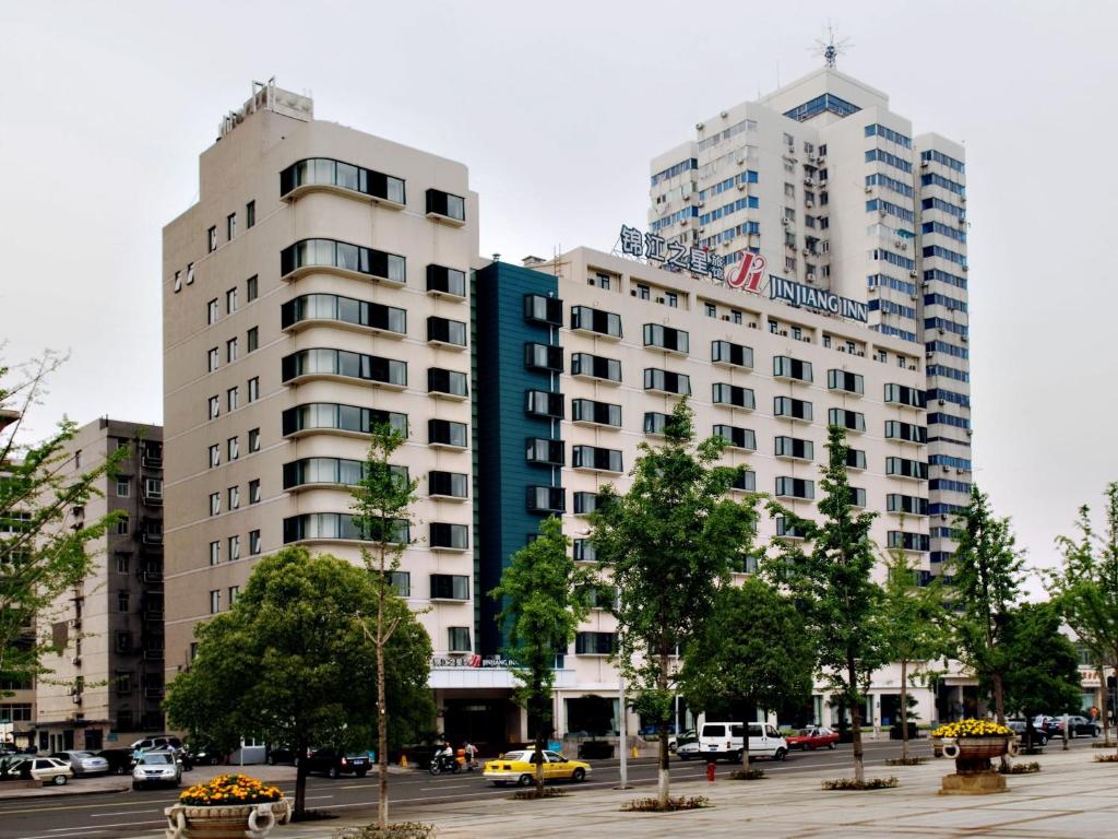 Отель Jinjiang Inn Select Wuhan Chu Hehan Street Shuiguohu, Ухань