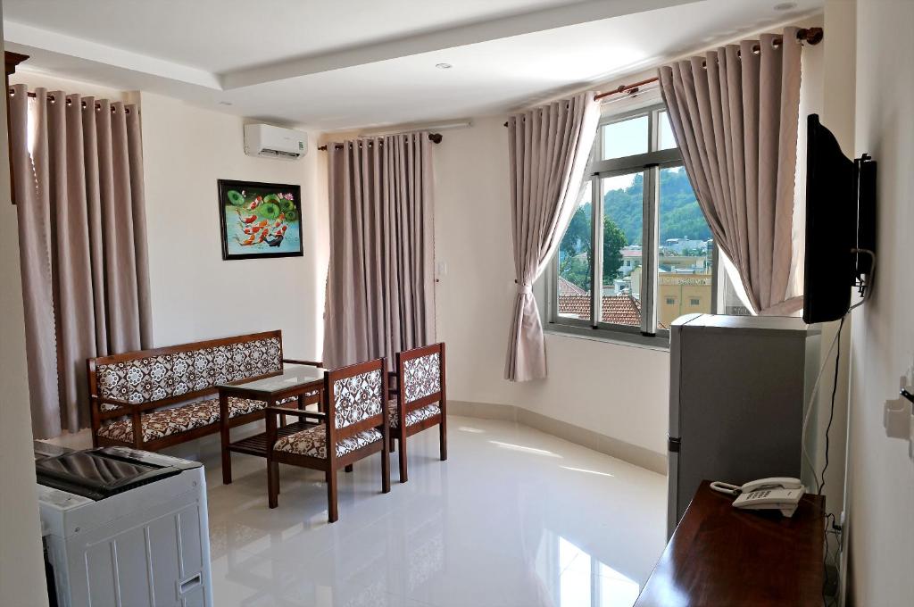 Апартаменты (Апартаменты-студия с видом на море) апарт-отеля Lotus Apartment Hotel, Вунгтау