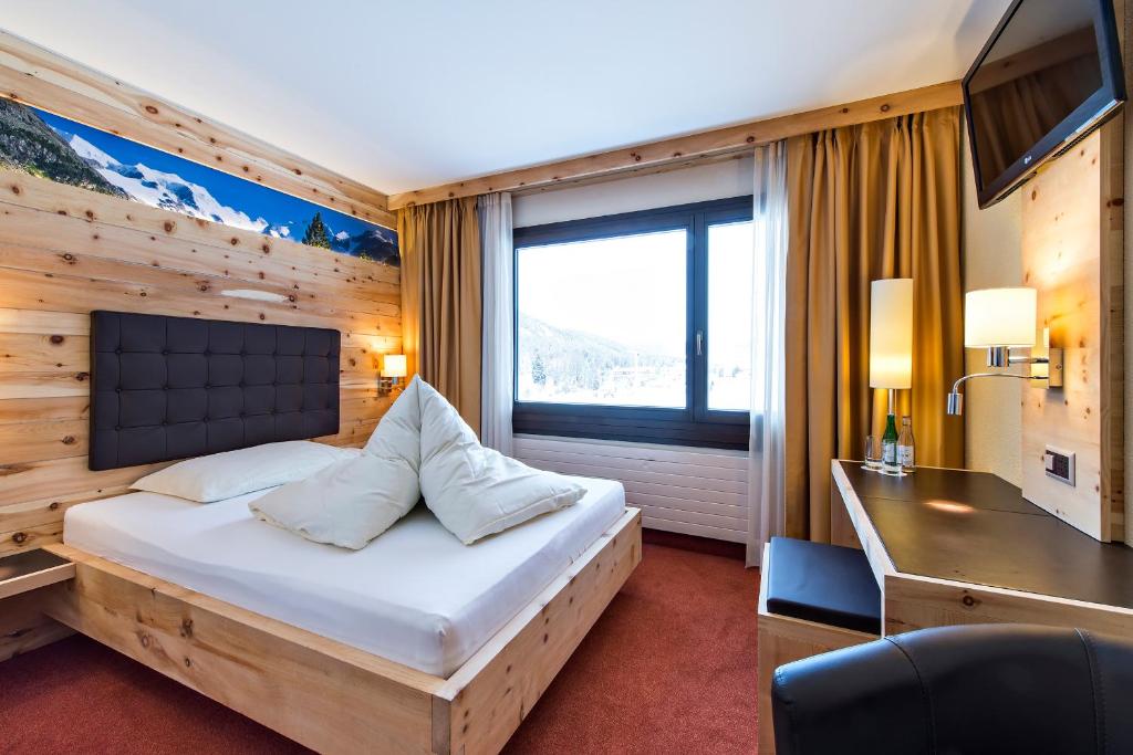 Одноместный (Single Room Arve) отеля Hotel Palü, Санкт-Мориц