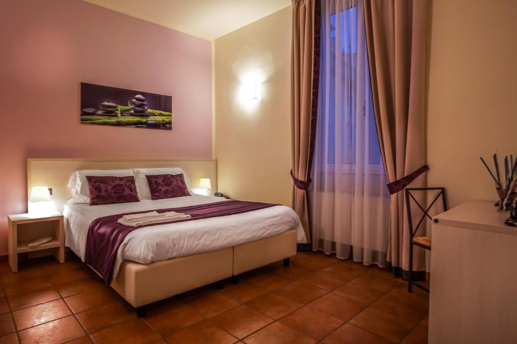 Двухместный (Двухместный номер с 1 кроватью или 2 отдельными кроватями) отеля Hotel Bella Firenze, Флоренция