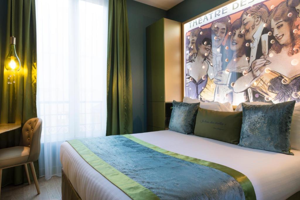 Двухместный (Классический двухместный номер с 1 кроватью или 2 отдельными кроватями) отеля Hotel Les Bulles De Paris, Париж