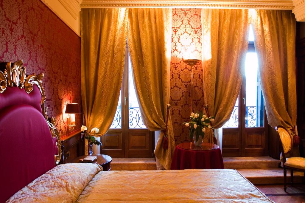 Двухместный (Двухместный номер Делюкс с 1 кроватью и красивым видом) отеля Bellevue & Canaletto Suites, Венеция