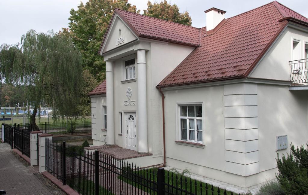 Отель Willa Puławianka, Пулавы