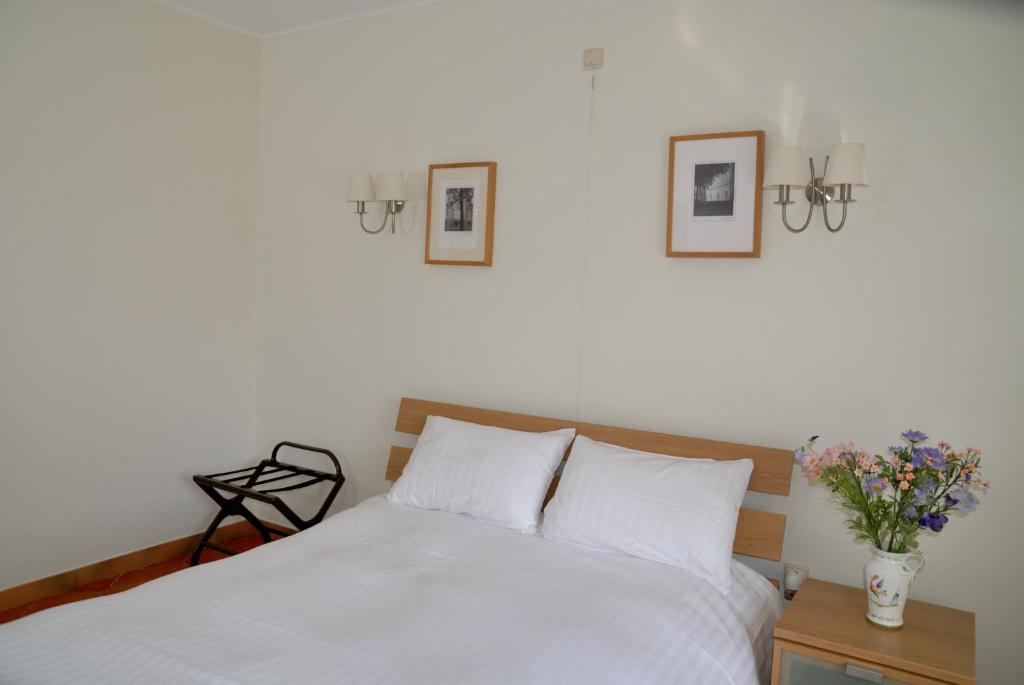 Двухместный (Двухместный номер с 1 кроватью - Бесплатная парковка до 15 дней) гостевого дома Guesthouse Les Tilleuls, Шарлеруа