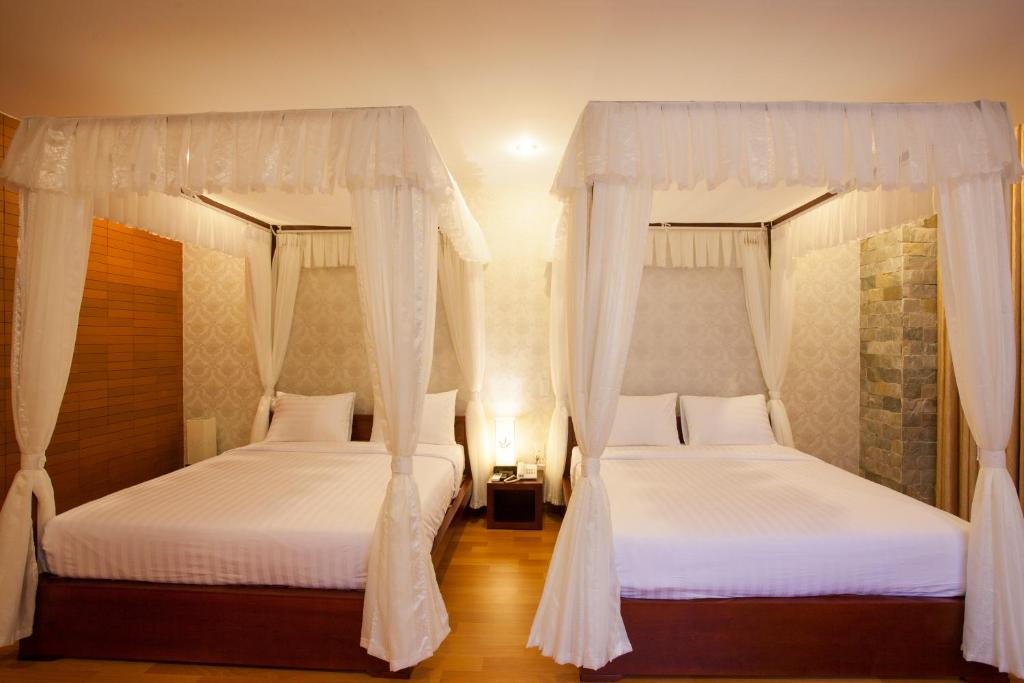 Двухместный (Двухместный номер Делюкс с 2 отдельными кроватями - Полный пансион) отеля Anh Dao Mekong 2 Hotel, Кантхо