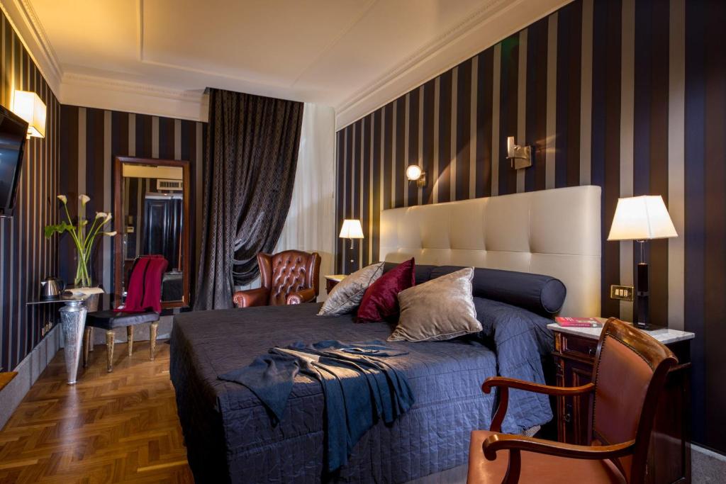 Двухместный (Представительский двухместный номер с 1 кроватью или 2 отдельными кроватями) гостевого дома The Inn at the Spanish Steps-Small Luxury Hotels, Рим
