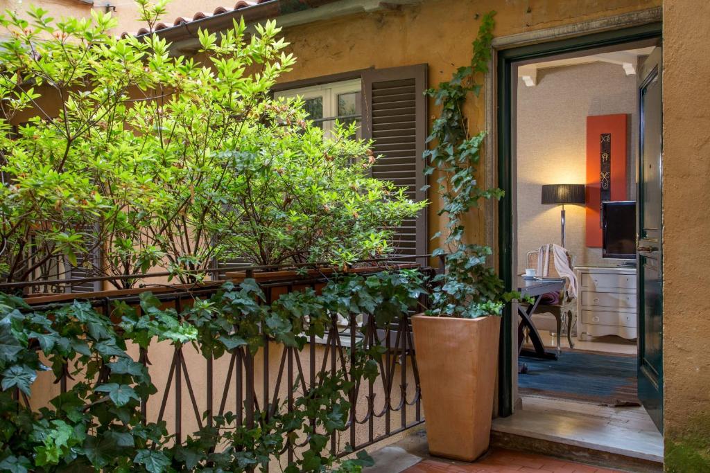 Студио (Номер-студио - Отдельное здание - Via dei Due Macelli, 102), The Inn at the Spanish Steps-Small Luxury Hotels