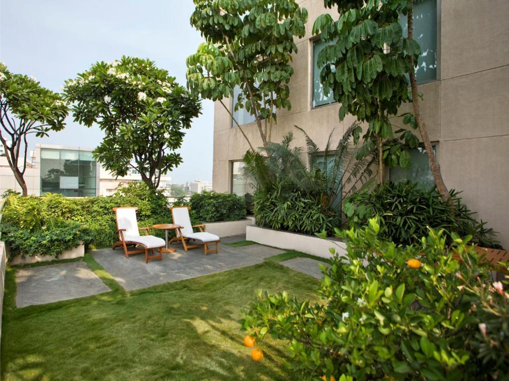 Сьюит (Garden Suite with with 20% discount on Food & Soft Beverage & Laundry), Hyatt Bangalore MG Road