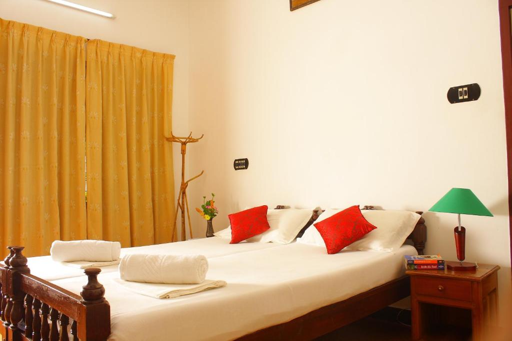 Двухместный (Двухместный номер с 1 кроватью с видом на море) отеля Seashore Beach Resort Varkala, Варкала