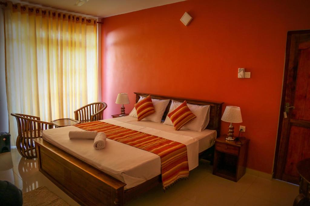 Двухместный (Бюджетный двухместный номер с 1 кроватью) отеля Romance Hills Hotel, Канди