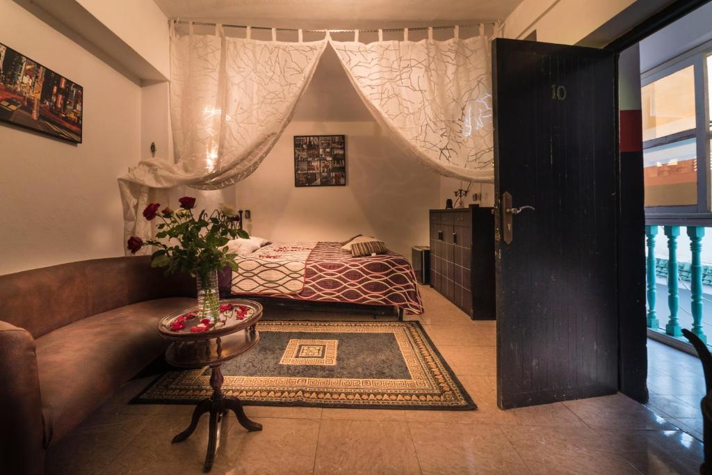 Двухместный (Двухместный номер Делюкс с 1 кроватью) хостела Essaouira Youth Hostel & Social Travel, Эс-Сувейра