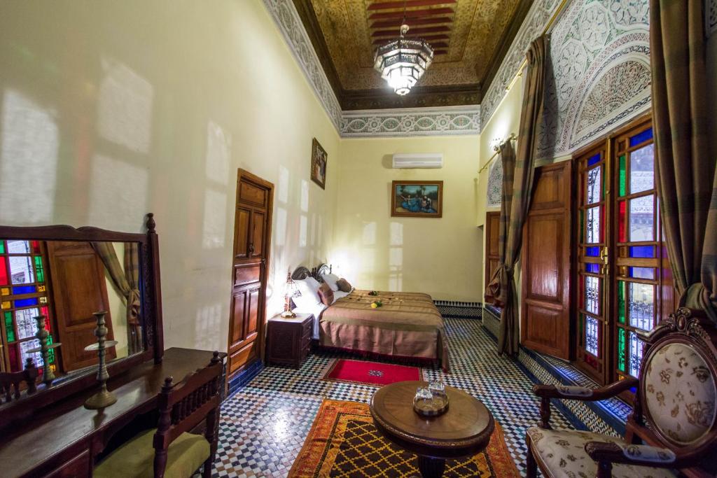 Сьюит (Улучшенный люкс «Амбра»), Riad Ibn Khaldoun