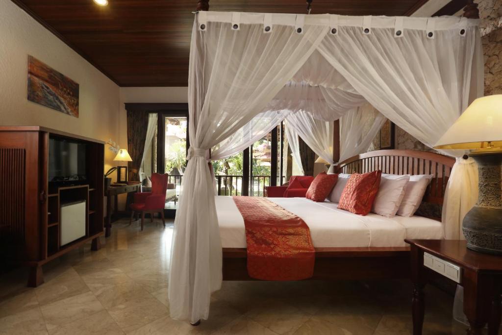 Двухместный (Номер Royal) курортного отеля Bali Tropic Resort & Spa, Нуса Дуа