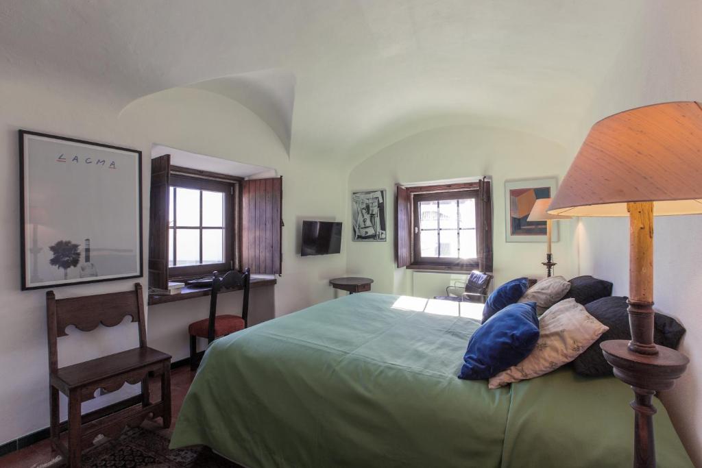 Двухместный (Двухместный номер с 1 кроватью или 2 отдельными кроватями, вид на горы) гостевого дома Torre de Maneys, Обидуш