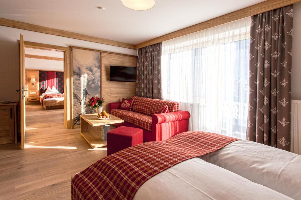 Двухместный (Двухместный номер с 1 кроватью и видом на горы) отеля Hotel Zum Stern Бад-Хофгаштайн