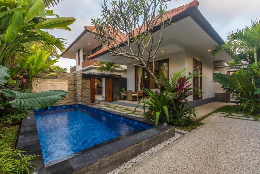 Двухместный (Номер с кроватью размера «queen-size» и видом на бассейн), La-Meli Villas Ubud