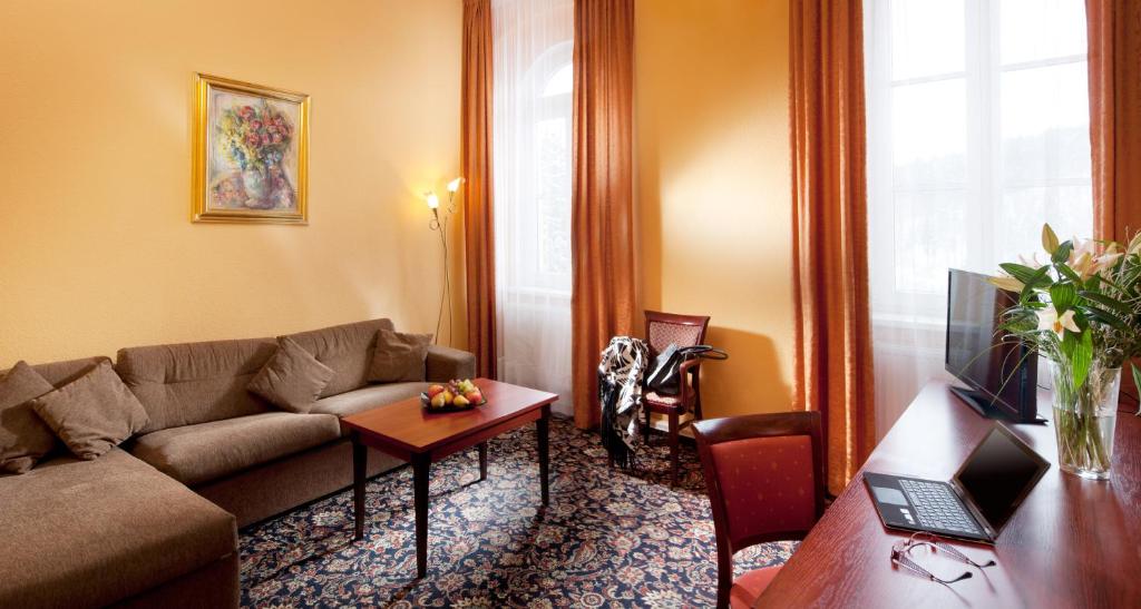 Сьюит (Классический люкс) отеля Chateau Monty Spa Resort, Марианские Лазне