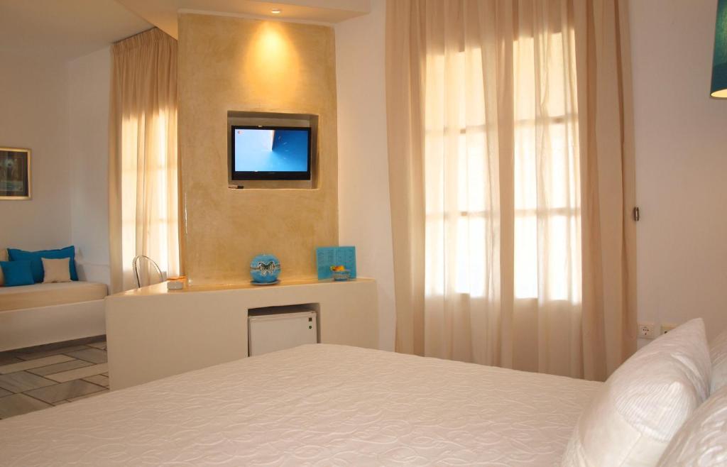 Двухместный (Двухместный номер «Премиум» с 1 кроватью и видом на море) отеля Paros Agnanti Hotel, Парика