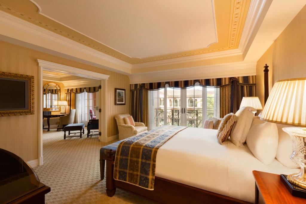 Сьюит (Роскошный люкс с 1 спальней - Prado Suite), Fairmont Grand Del Mar