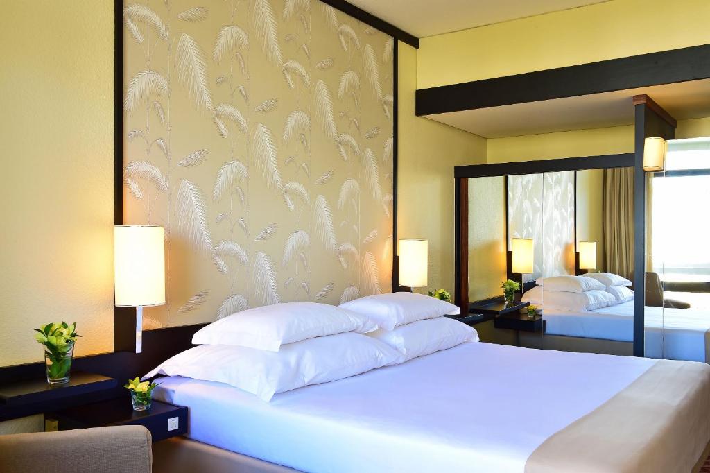 Двухместный (Классический двухместный номер с 2 отдельными кроватями) отеля Pestana Casino Park Hotel & Casino, Фуншал