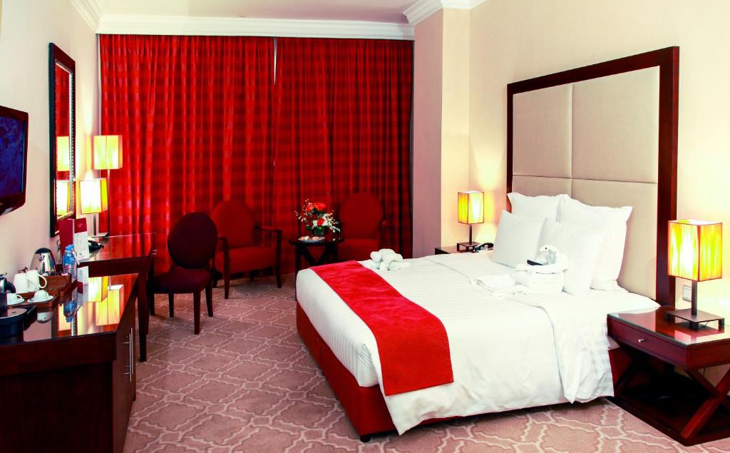 Двухместный (Номер Делюкс) отеля Grand Regal Hotel, Доха