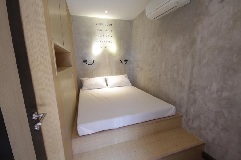 Двухместный (Отдельный номер с общей ванной комнатой) хостела Cazz Hostel, Бангкок