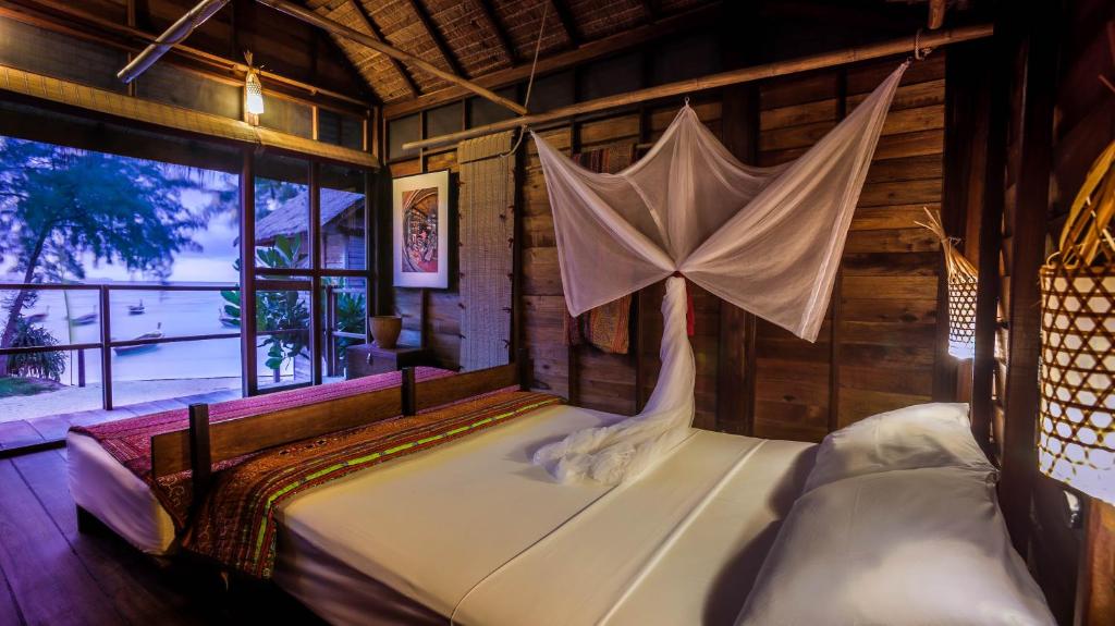 Номер (Просторное бунгало Breezy - Рядом с пляжем), Castaway Resort Koh Lipe