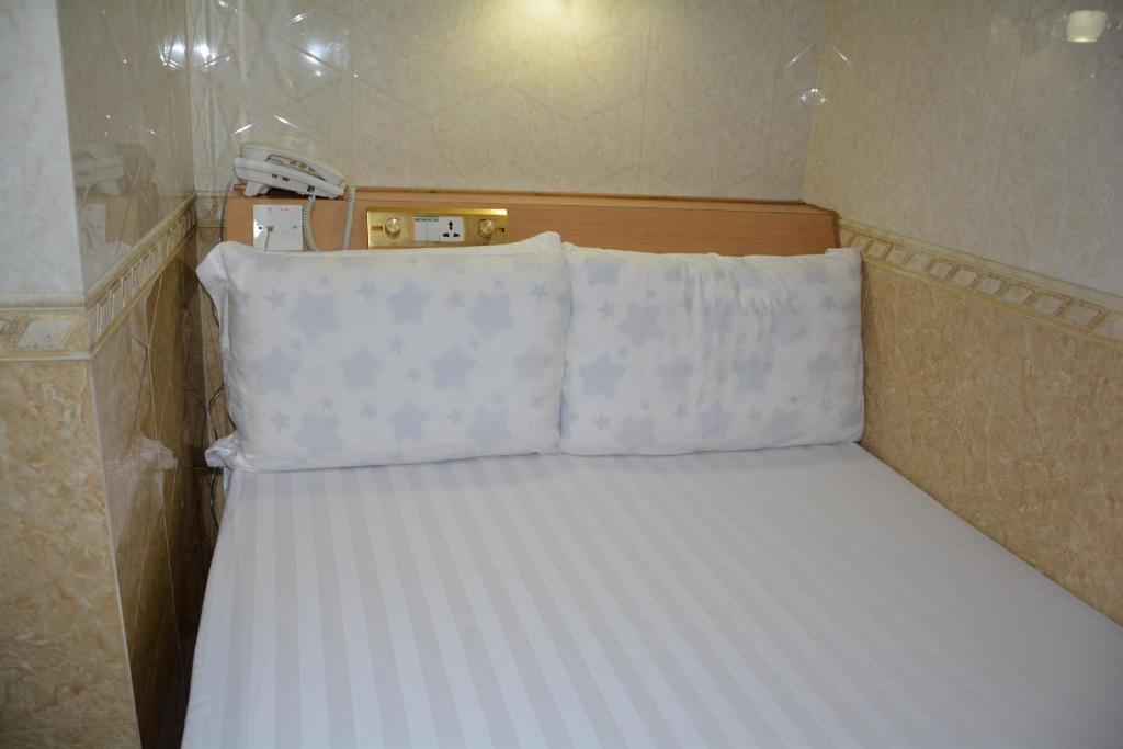 Двухместный (Номер Делюкс с кроватью размера «king-size») гостевого дома Everest Hostel, Гонконг (город)