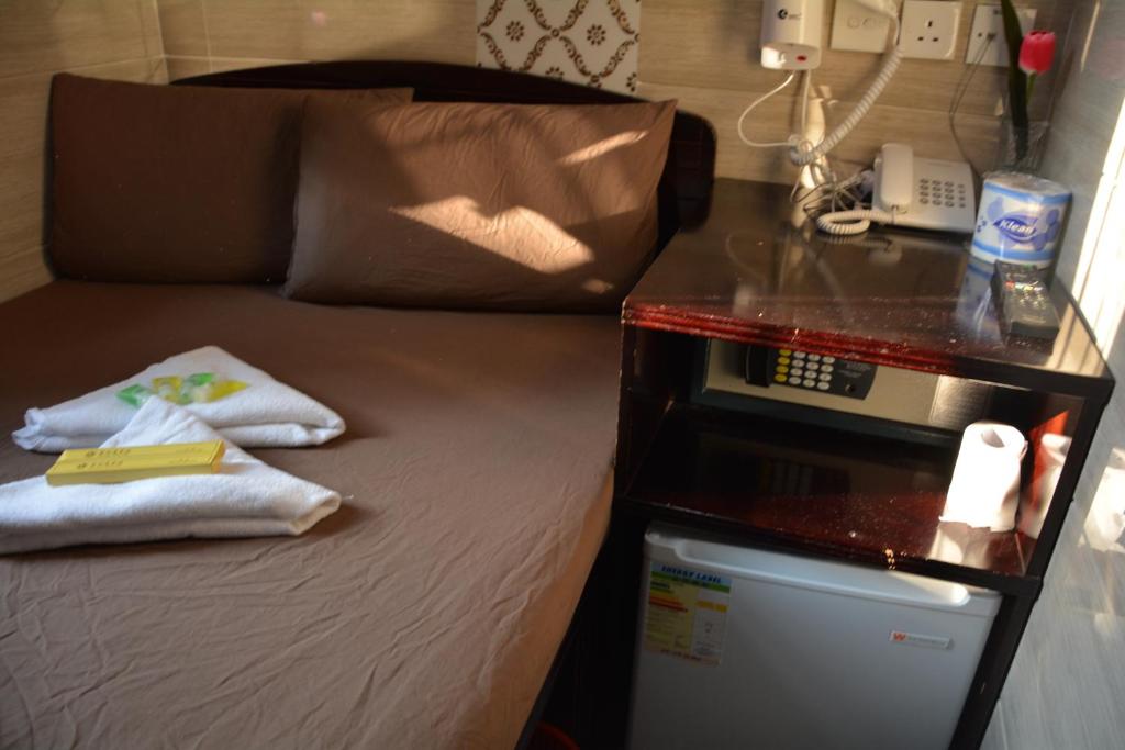Двухместный (Двухместный номер Делюкс с 1 кроватью и душем) гостевого дома Everest Base Camp Hostel, Гонконг (город)