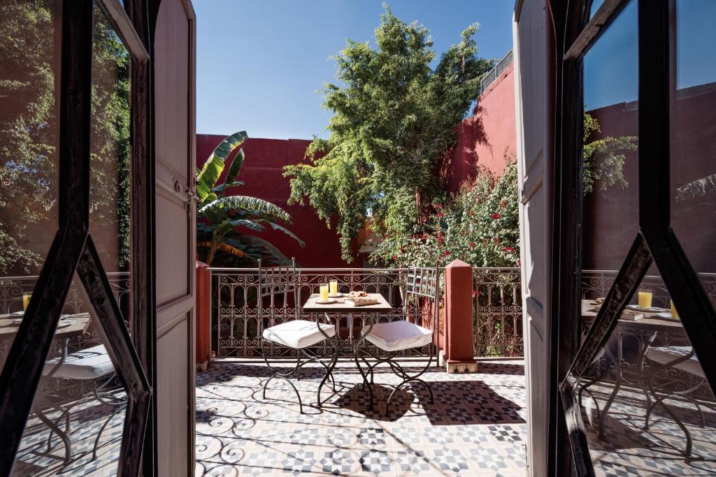 Двухместный (Двухместный номер Делюкс с 1 кроватью и террасой), Riad Les Jardins d'Henia