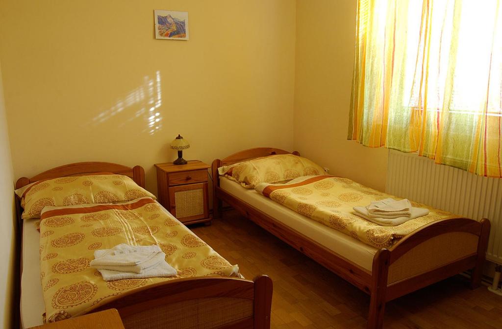 Двухместный (Двухместный номер с 2 отдельными кроватями) гостевого дома Penzion Majak, Банска-Бистрица