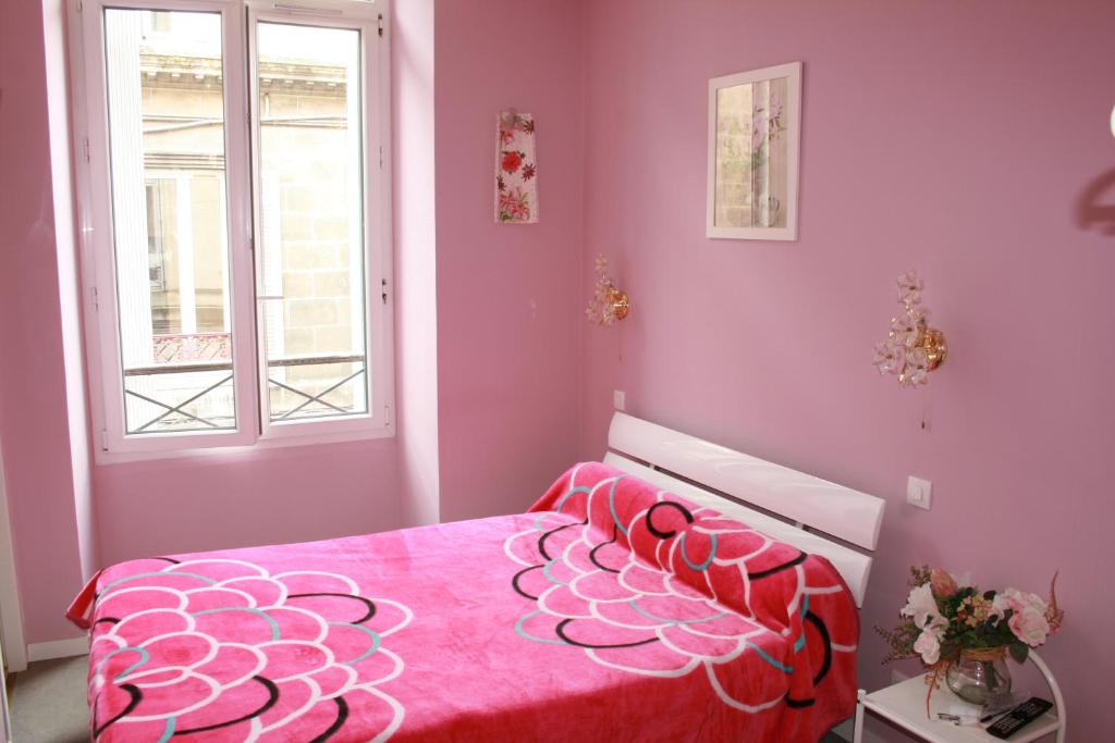 Двухместный (Двухместный номер с 1 кроватью и собственной ванной комнатой) отеля Hotel Du Parc, Бордо