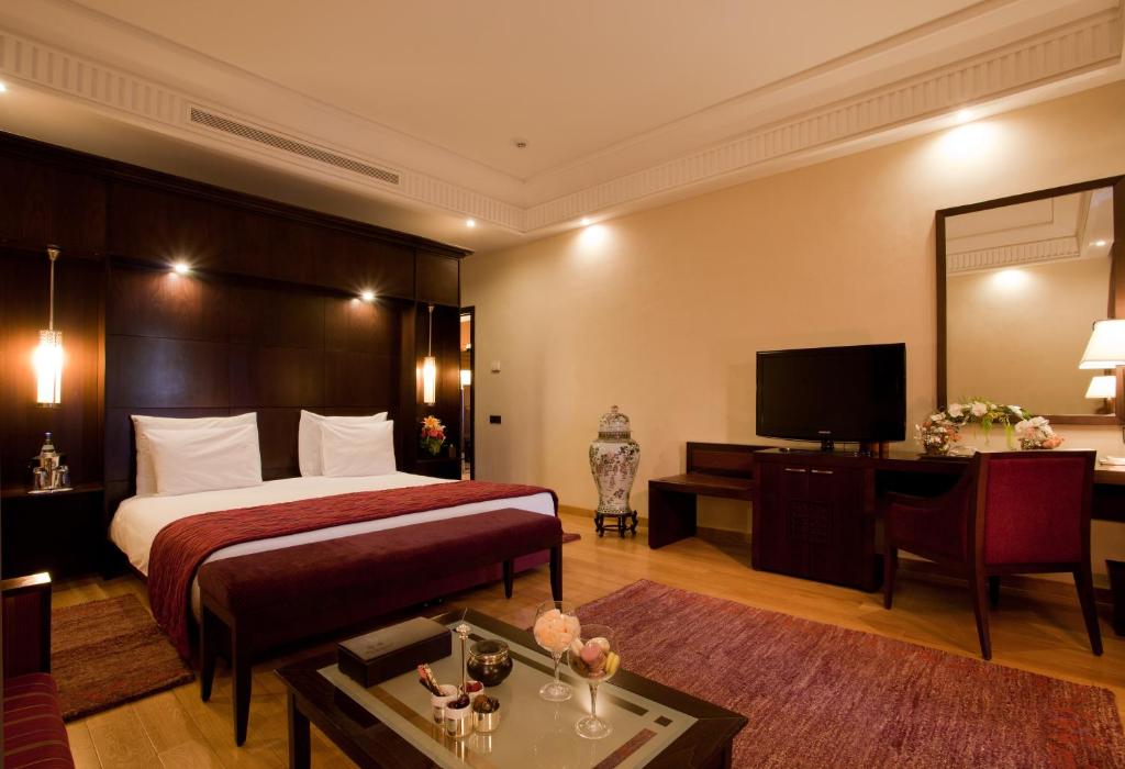 Сьюит (Улучшенный люкс с видом на сад) отеля Kenzi Menara Palace & Resort All Inclusive, Марракеш
