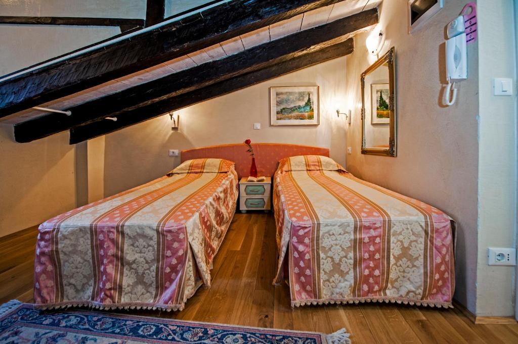Двухместный (Двухместный номер с 1 кроватью - Мансарда) гостевого дома Residence Marco Polo, Ровинь