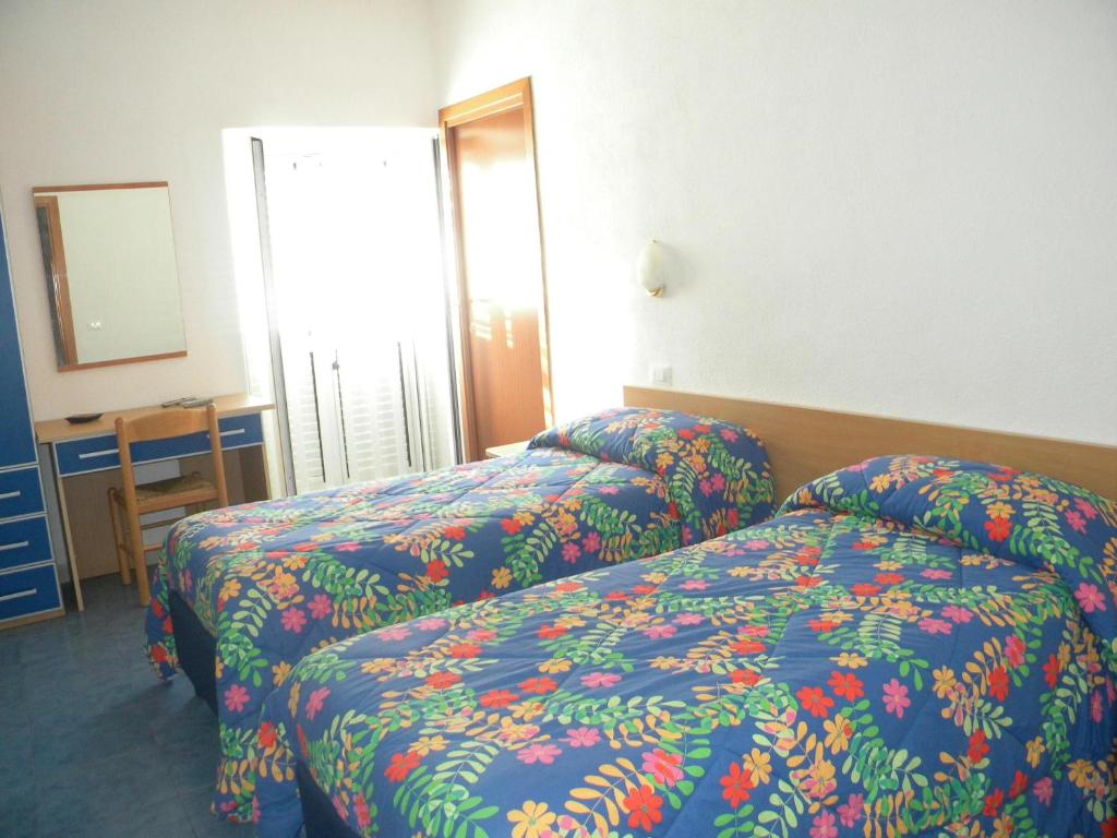 Двухместный (Двухместный номер эконом-класса с 1 кроватью или 2 отдельными кроватями) отеля Albergo Locanda Sul Mare, Искья