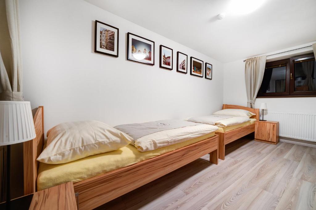 Двухместный (Двухместный номер с 2 отдельными кроватями) гостевого дома Královská Cesta, Брно