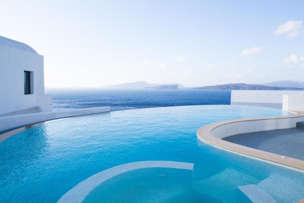 Вилла (Вилла с 3 спальнями и отдельным бассейном) отеля Ambassador Santorini Luxury Villas & Suites, Акротирион
