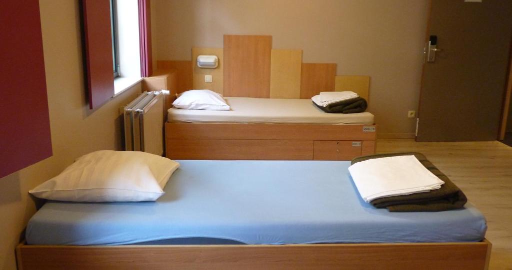 Двухместный (Двухместный номер с 2 отдельными кроватями), Sleep Well Youth Hostel