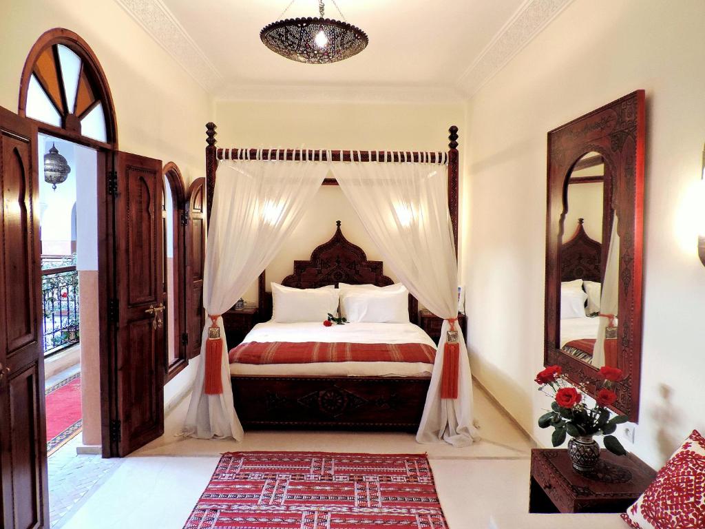 Двухместный (Двухместный номер Делюкс с 1 кроватью) отеля Riad Nirvana, Марракеш