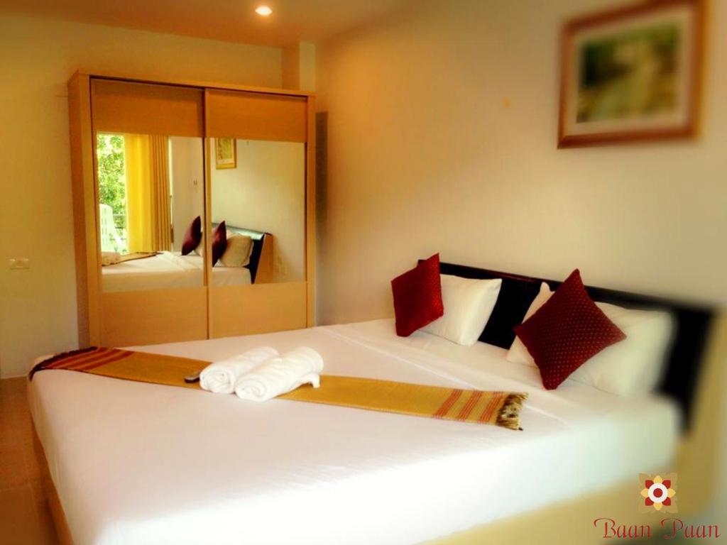 Двухместный (Двухместный номер Делюкс с 1 кроватью и балконом) отеля Baan Paan Hua Hin, Хуахин