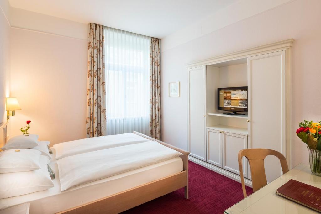 Двухместный (Двухместный номер с 1 кроватью и видом во внутренний двор) отеля Hotel Erzherzog Rainer, Вена