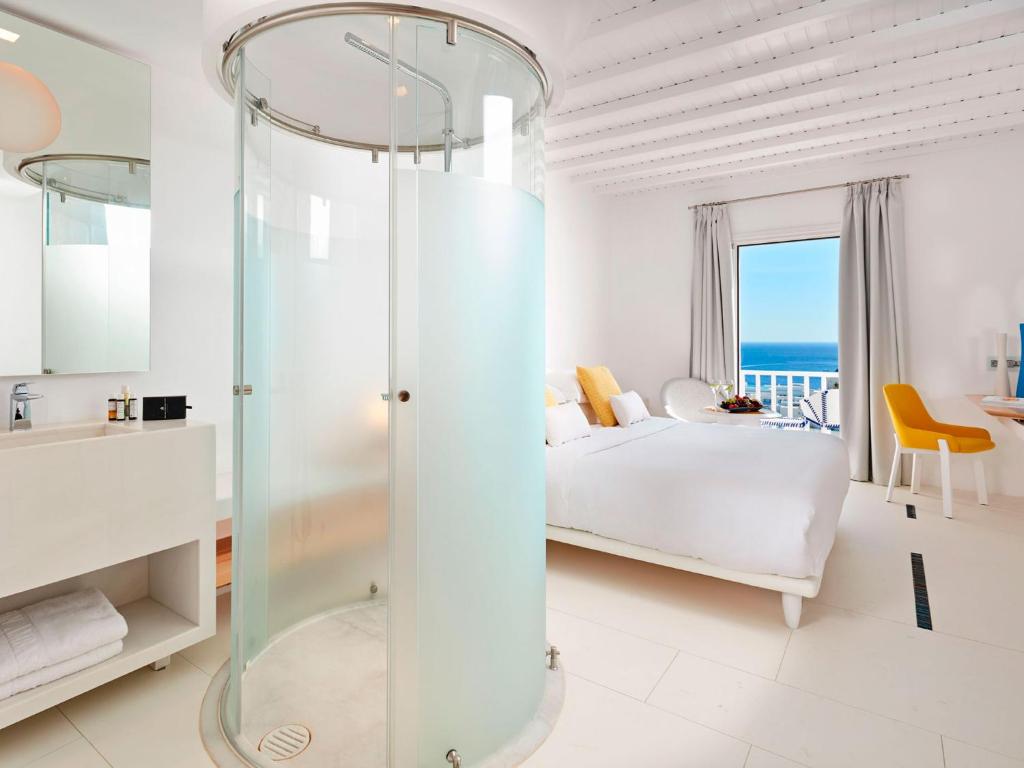 Двухместный (Двухместный номер True Blue с 1 кроватью и панорамным видом на море) отеля Myconian Ambassador Relais & Chateaux, Платис Ялос, Эгейские острова