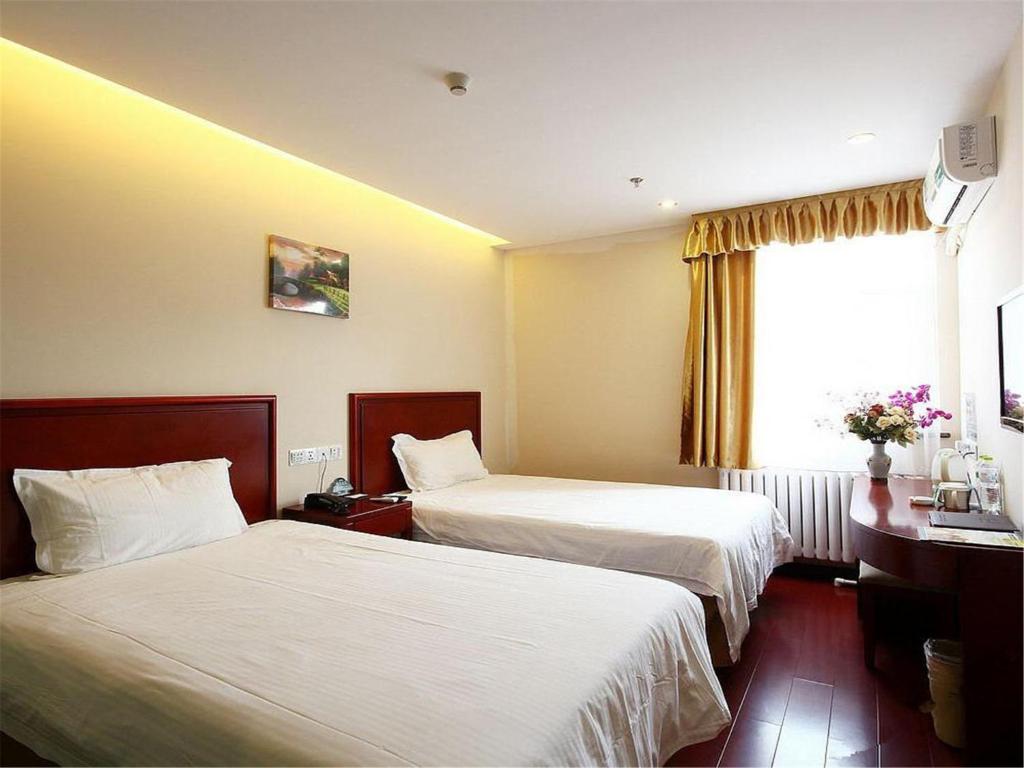 Двухместный (Стандартный двухместный номер с 2 отдельными кроватями) отеля GreenTree Kechuang, Пекин