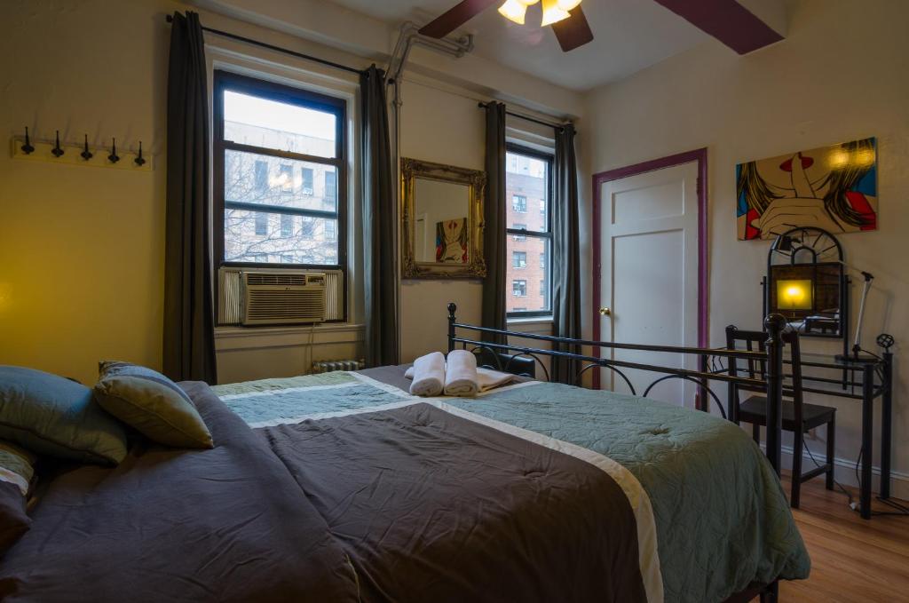Двухместный (Двухместный номер с 1 кроватью и собственной ванной комнатой) хостела Jazz on the Park Youth Hostel, Нью-Йорк