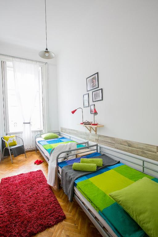 Двухместный (Двухместный номер с 1 кроватью или 2 отдельными кроватями) хостела Friends Hostel & Apartments, Будапешт