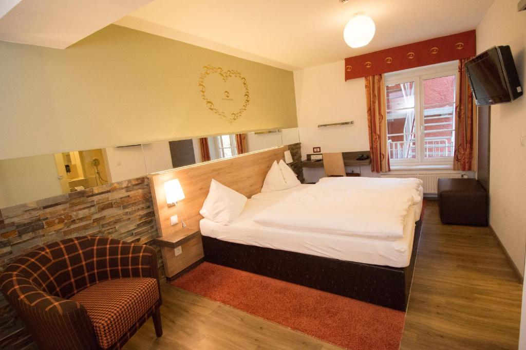 Двухместный (Бюджетный двухместный номер с 1 кроватью) отеля Dollinger, Инсбрук