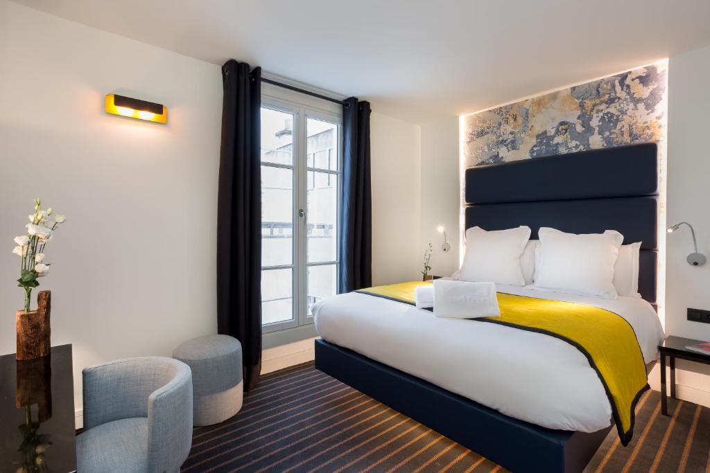 Двухместный (Классический двухместный номер с 1 кроватью) отеля Hotel Scarlett, Париж