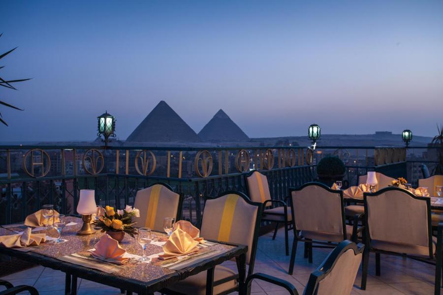 Отель Pyramids Plaza Hotel, Каир