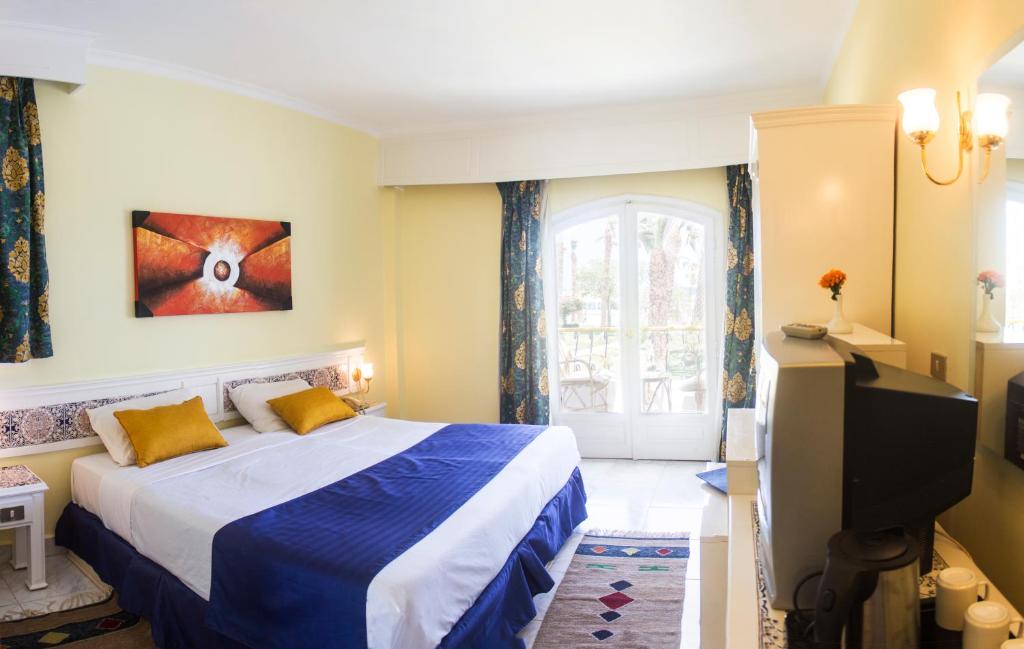 Двухместный (Двухместный номер с 1 кроватью, вид на сад) курортного отеля Lotus Bay Resort, Хургада
